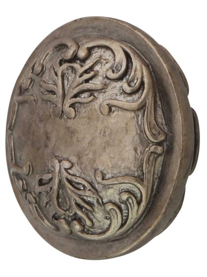 Cantata Round Cabinet Knob - 1 1/4 inch Diameter in Monticello Silver.
